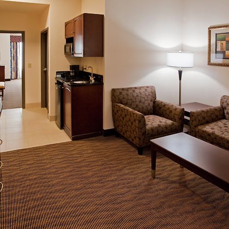 Holiday Inn Express Hotel & Suites Austin South - Buda, An Ihg Hotel חדר תמונה
